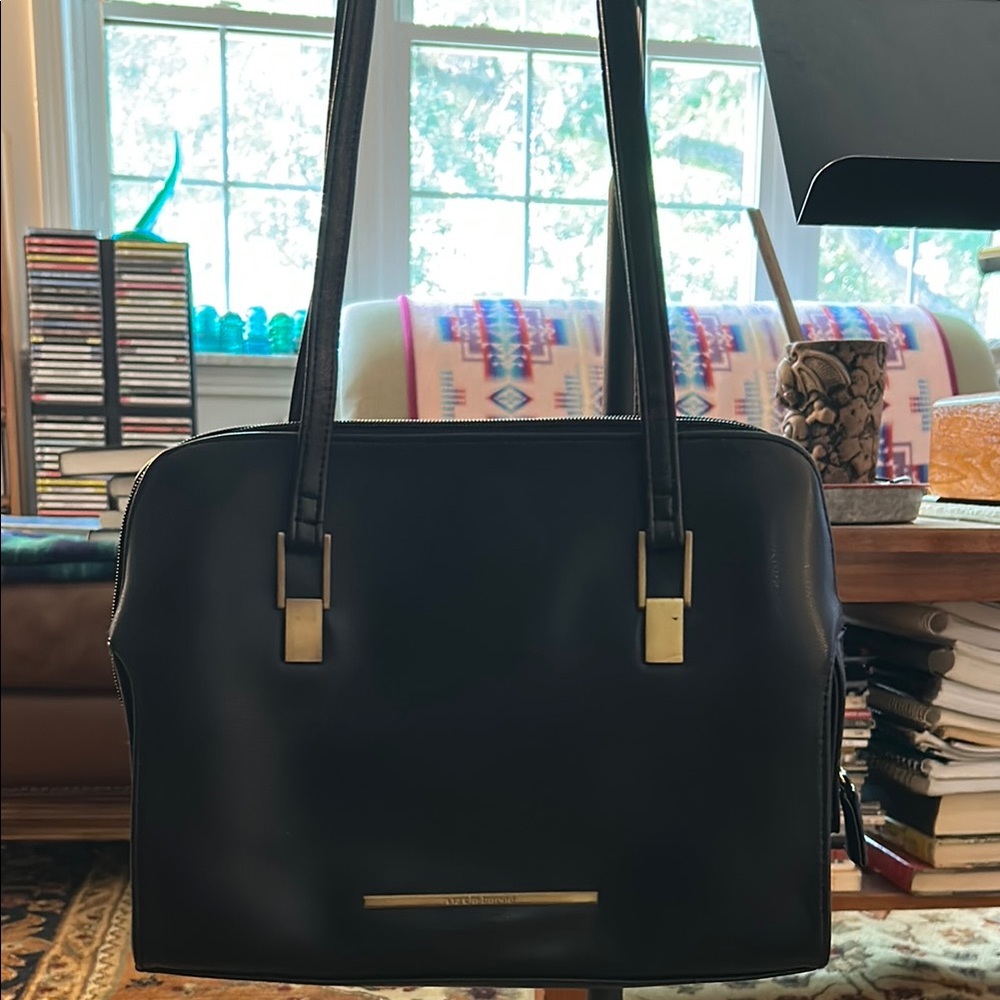 VTG Liz Claiborne Black Leather Handbag